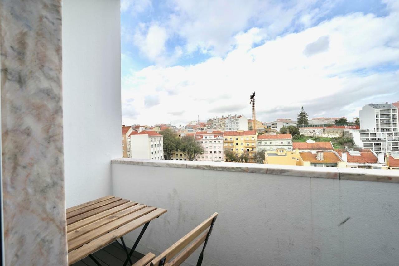 Stunning Graca Riverview Flat Apartment